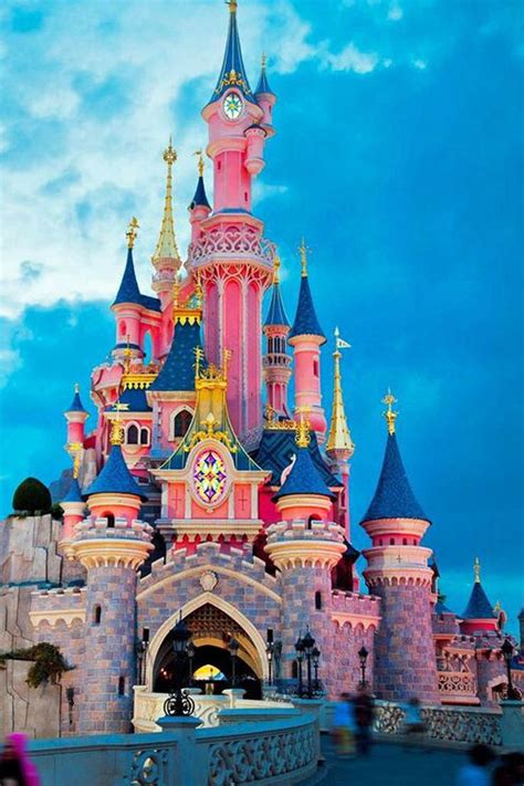 Disneyland Castle Pink Hantumanu