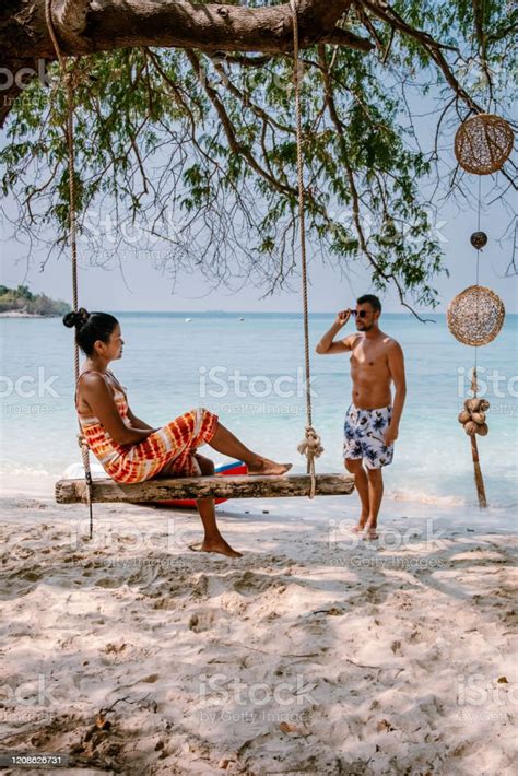 아름다운 열대 섬 해변 코 캄 트라트 태국 파타야 아시아 부부는 열대 섬에서 휴식을 취 경관에 대한 스톡 사진 및 기타 이미지 Istock