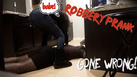 Scary Robbery Prank On Girlfriend Gone Wrong Youtube