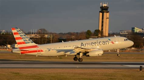 Beautiful Sunset American Airlines Airbus A320 232 N650aw Landing