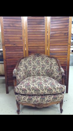 Rons Upholstery Manntiques