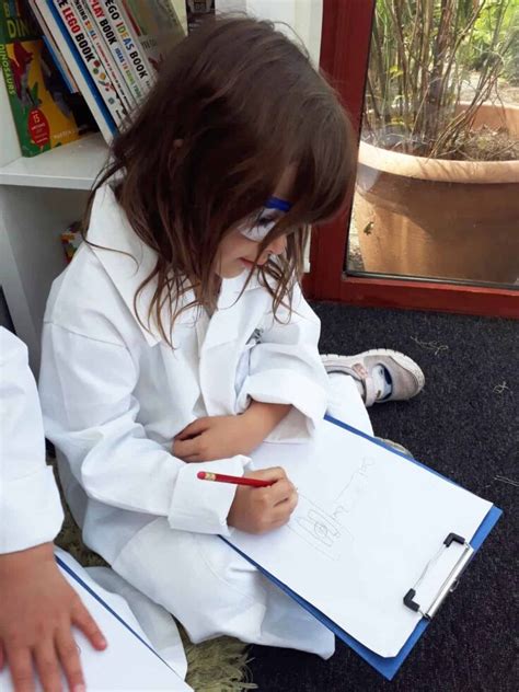 Online homeschooling options include now freddiesmummyuk.com. Distance Learning: What it is and How to Set Up a Home ...