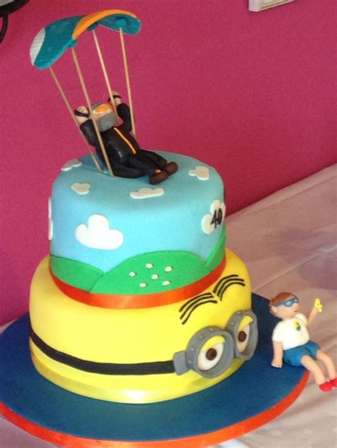 paragliding  minion birthday cake   birthday