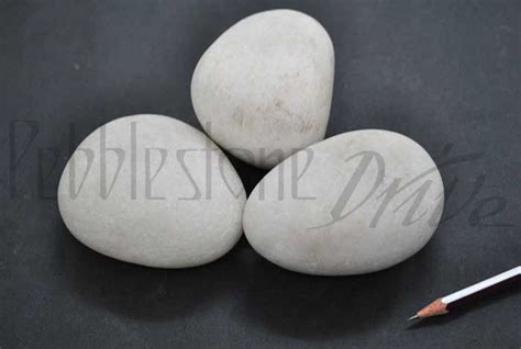 Fieldstone boulders are large natural stone boulders. Suppliers of Decorative pebbles, white pebbles, colored ...