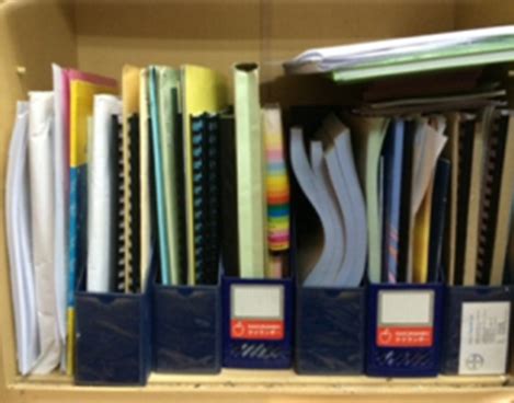 Pada 13/10/2009 klinik kesihatan kampung kenangan telah mengadakan jamuan hariraya serta meraikan anggota yang telah dinaikkan pangkat, anggota yang akan bersara , anggota yang telah berpindah dan anggota yang akan menunaikan ibadah haji. EKSA FARMASI PKD PONTIAN: KLINIK KESIHATAN PARIT ISMAIL