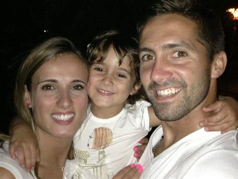 Ana sofia e a filha mais velha, lara, de 5 anos, já estão em portugal para o parto. Já nasceu a filha de João Moutinho - MoveNotícias