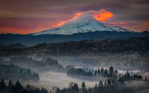 Snowy Peak Sunset Mist Oregon Nature Forest Volcano Mountain