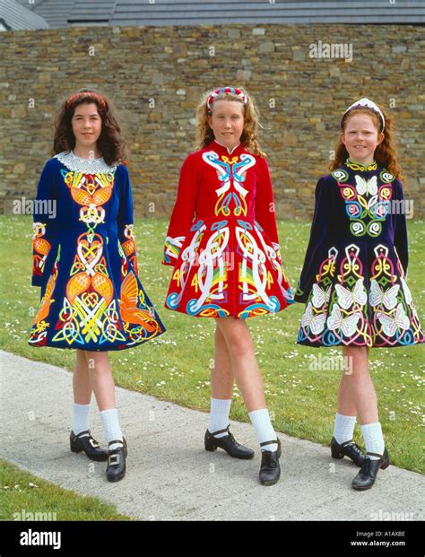 Traditional Irish Dancers In Colorful Costumes Stock Photo 3330749 Alamy