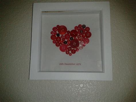 Gifts for mom in her ruby anniversary. Ruby anniversary gift | Present ideas | Pinterest