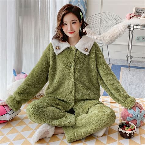 Winter Warm Flannel Pajamas Sets For Women Pyjamas Sets Thick Coral