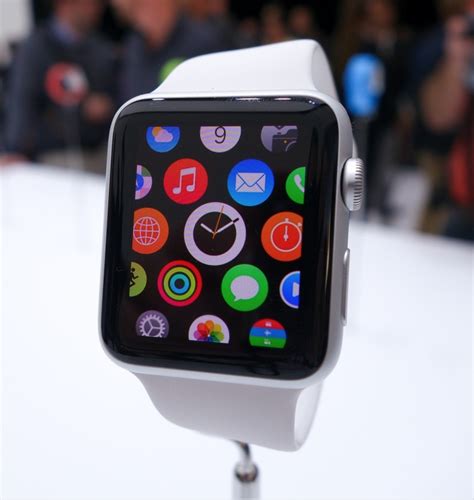 Let's get started!, basics of swift, let's click that counter, who even need a stopwatch these days?, tip calculators for the win!, guessing game!, emoji dictionary, jokes app!, weather app!, coin flip app!, map app!, dice roll app!, daily quotes app. Apple Watch: the design is simplistic; it comes in a ...