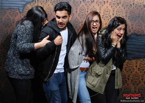 32 hilarious haunted house reactions caught on camera huffpost