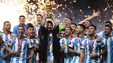 World Cup 2022 Messis Donning Of Bisht Sparks Frenzy Middle East