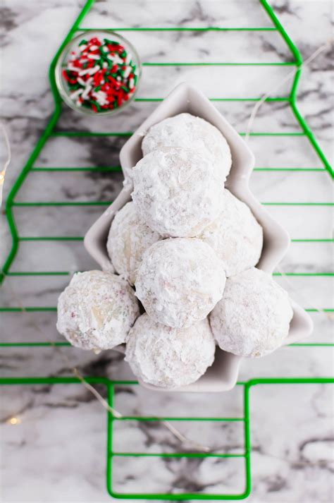 Christmas Snowball Cookies Megs Everyday Indulgence