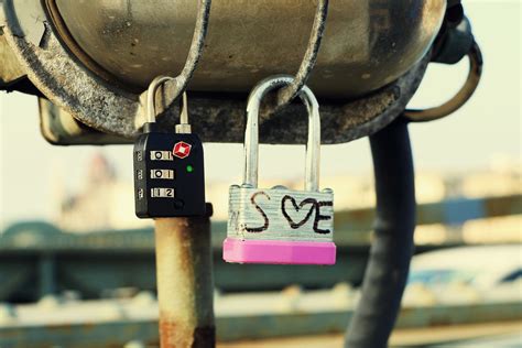 Lovelocks Pictures Of Padlocks On Széchenyi Chain Bridge I Flickr