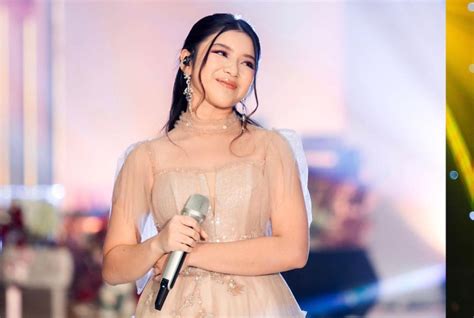 Biodata Dan Agama Tiara Andini Penyanyi Cantik Lulusan Indonesian Idol 2020 Okezone Celebrity