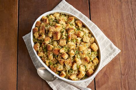 Herbed Bread Stuffing Recipe And Instructions College Inn