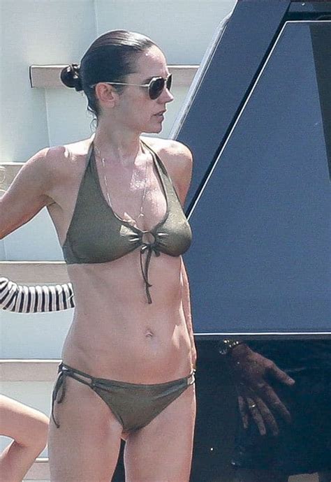 Jennifer Connelly Nude Topless Pics And Explicit Videos