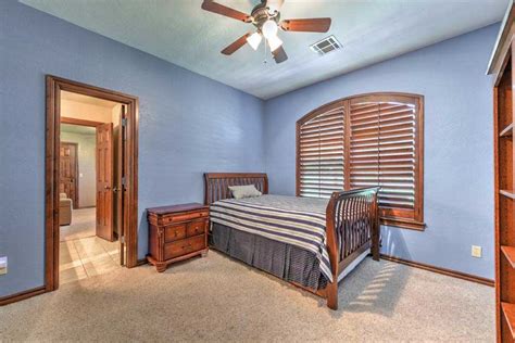 View interior photos & take a virtual home tour. Traditional House Plan - 4 Bedrooms, 3 Bath, 2352 Sq Ft ...