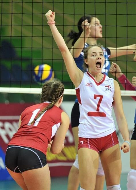 Pin By Linus Tkmsd On Sports Female Athletes Women Volleyball
