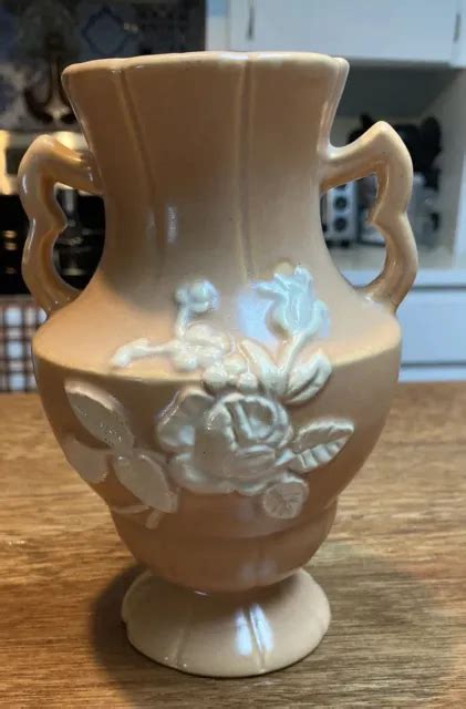 VINTAGE 1930S WELLER VASE Floral Rose Pottery 7 1 2 Peach Double