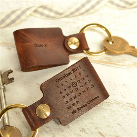 Check spelling or type a new query. Third Anniversary Leather Keyring | Regalos de cuero ...