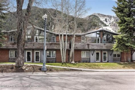 Conundrum Creek Luxury Mountain Cabin Closes At 68m1421 Sq Ft