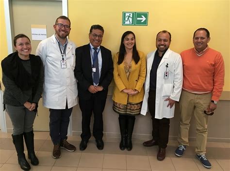 Das liegt auch an chefärztin izkia siches pastén. Presidenta nacional del Colegio Médico se reunió con ...