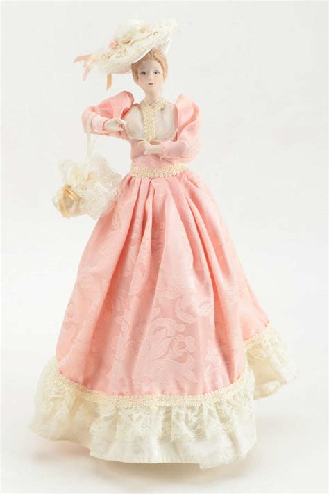 Heritage Signature Collection Doll And Other Porcelain Dolls Ebth