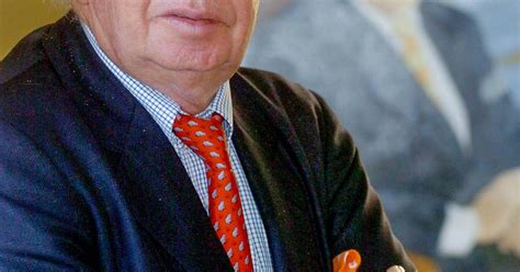 Verschillende vlamingen gaan samen een klachtenbrief schrijven naar burgemeester lippens met de vraag waarom de politie niet optreedt, en vooral of het de bedoeling is dat knokke het marokkaanse. Knokke-Heist: wie anders dan Lippens? | Knokke-Heist | hln.be
