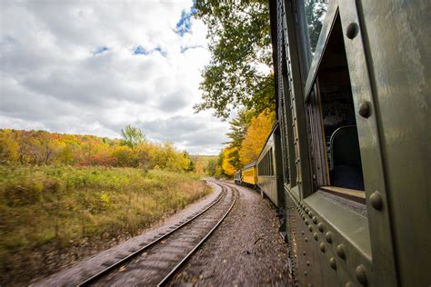5 Scenic Fall Wi Train Rides And Tours Travel Wisconsin