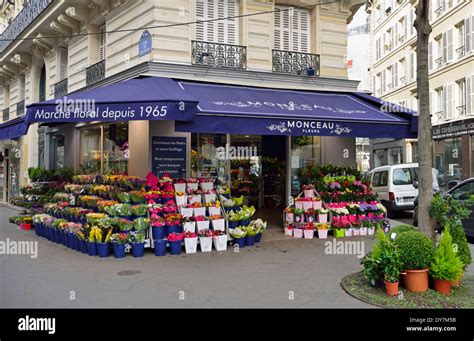 Flower Shop 9th Arrondissement Paris France Stock Photo 68396311