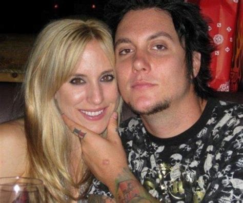 Synyster Gates Wifehate Her Worst Celebs Pinterest