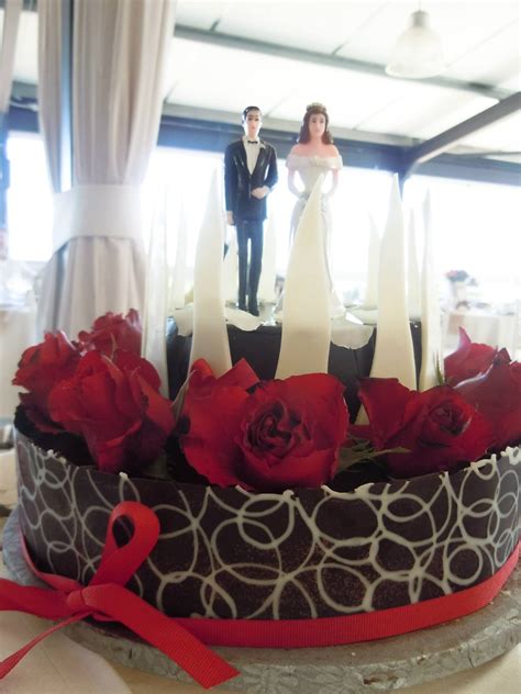 This triple chocolate mousse cake has chocolate cake, chocolate fudge, and chocolate & white chocolate mousse! Gorgeous Chocolate Mousse Wedding Cake | Chocolate mousse ...