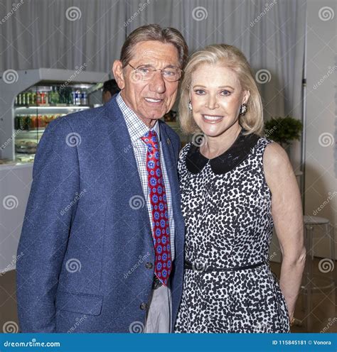 Joe Namath at Art New York editorial photo. Image of preview - 115845181