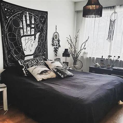 Palmistry Tapestry In 2020 Edgy Bedroom Room Ideas Bedroom Bedroom