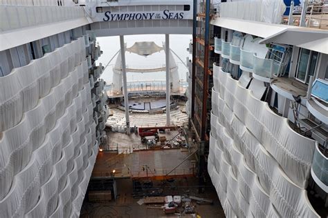 Hotel is located in 150 m from the centre. Symphony of the Seas construction photo update | Royal ...