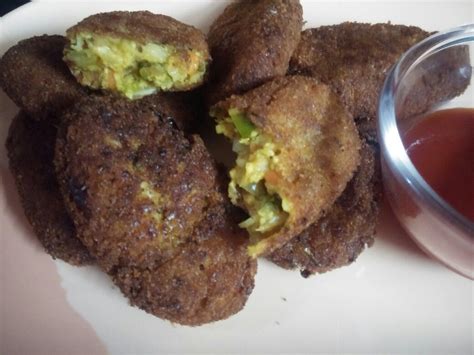 For more recipes related to paneer steak sizzler checkout paneer butter masala, paneer manchurian, paneer babycorn balchao, malai kofta curry. Paneer Cutlet | Food, Paneer, Cutlets
