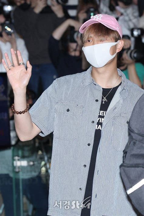 Some people experience fluid retention, and a blood sugar rise, but even these are very rare unless you take a lot. Each BTS Member Reveals His Favorite Fashion Brand - Koreaboo