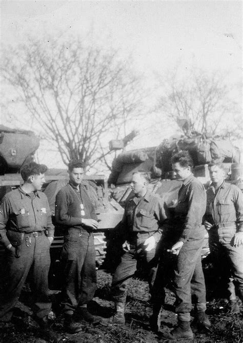 1945 Td Crew 692nd Tank Destroyer Battalion Since There Ar Flickr
