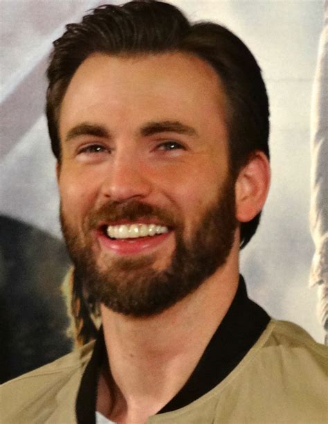 9 Reasons Why Chris Evans Is The Sexiest Man Alive By His Fans And Constance Zimmer By قصص