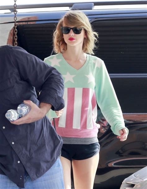 Taylor Swift In Shorts Arrives At A Gym In Los Angeles Hawtcelebs