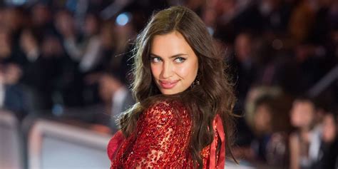 no one at the vs fashion show knew irina shayk was pregnant