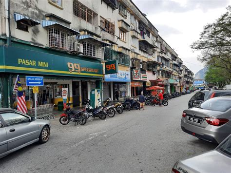 From the city centre, the trip should not cost more than rm20 under normal traffic condition. Ground Floor Shop ROI 5% at Taman Pinggiran Batu Caves ...