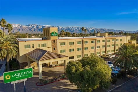 La Quinta Inn And Suites By Wyndham Tucson Reid Park Tucson Az Hotels