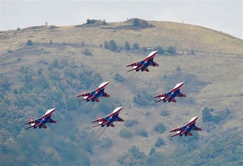 СПУТЊИК САЗНАЈЕ: Србија добија ескадрилу „мигова
