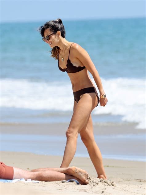Jordana Brewsters Sexy And Fit Body On The Veach In Santa Monica 60