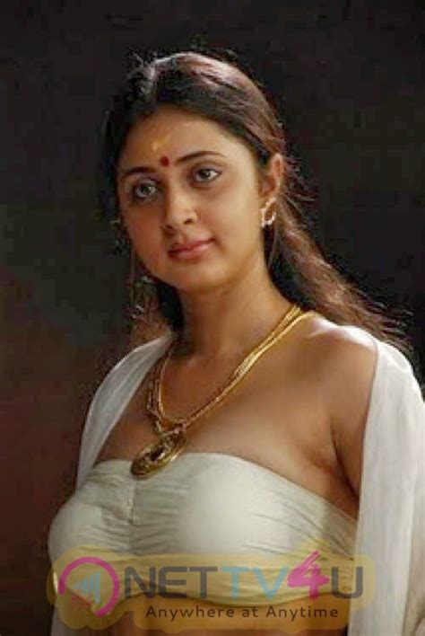 Tamil Actress Kanika Latest Hot Stills 254193 Galleries HD Images