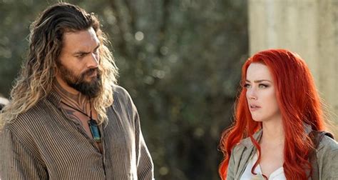 Aquaman Jason Momoa E Amber Heard Sul Set Sottomarino Foto