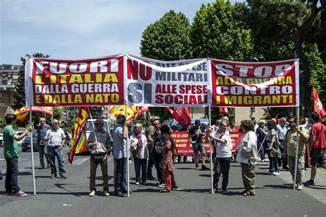 Roma Fermiamo La Guerra Manifestazione A Piazza Barberini Contropiano